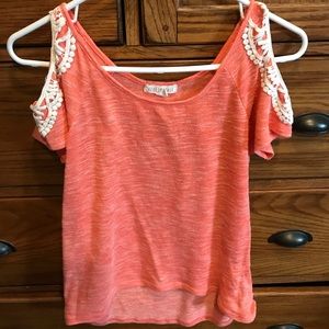 Aero cut out shoulder top
